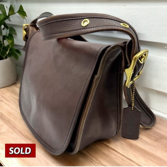 Coach Handbags - 💰SALE💰 Vintage Coach Patricia Legacy Mahogany Leather Flap Shoulder/Crossbody